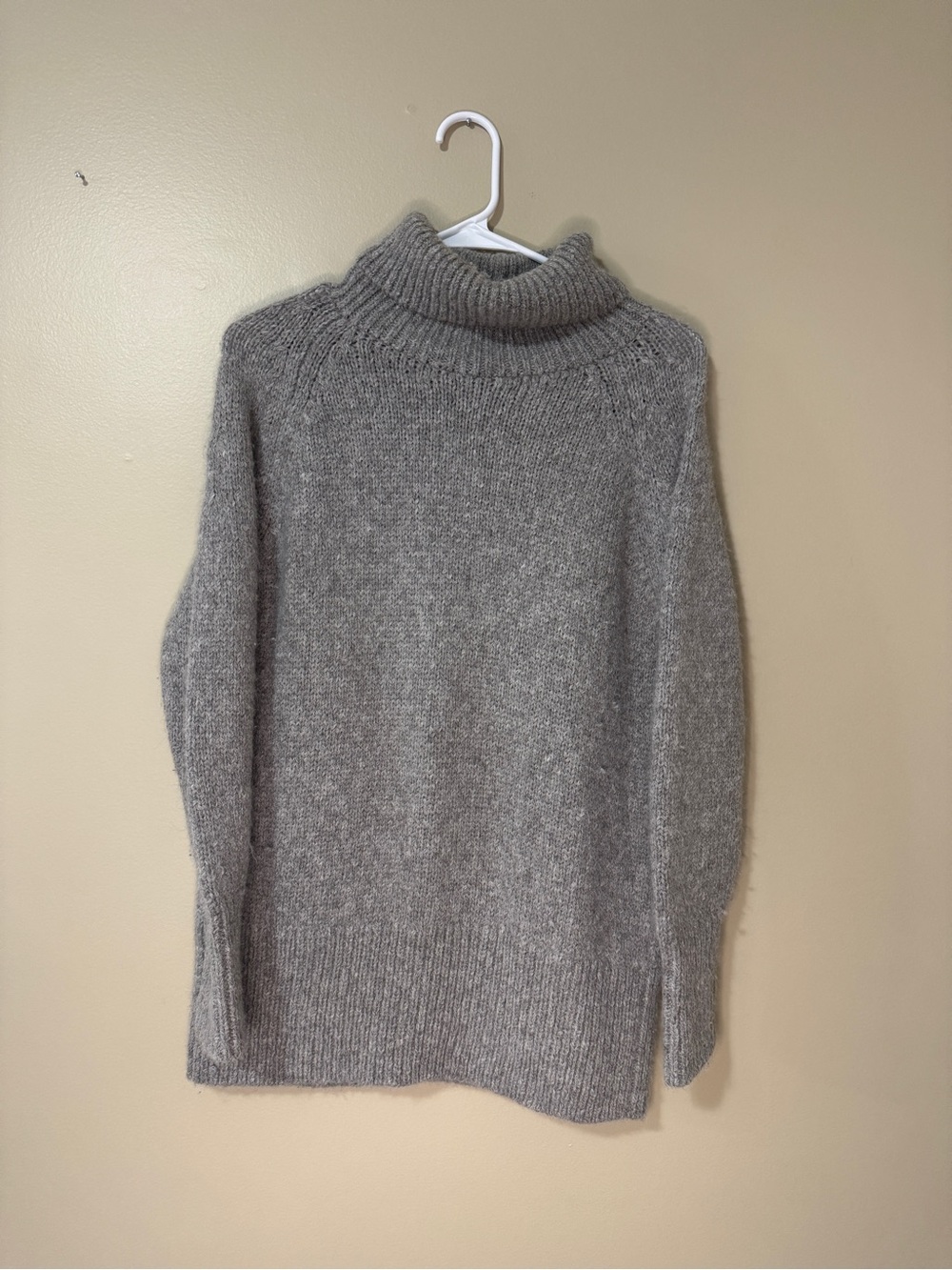 Babaton Heather Gray Turtleneck Sweater 100% Alpaca